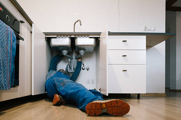 Professional Leak Detection technician working in Woodland, AL